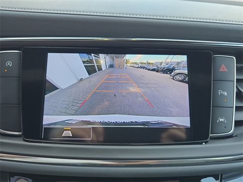 Certified 2023 Buick Enclave Essence image 22