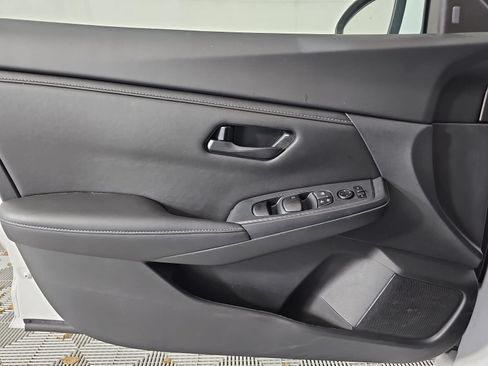Certified 2025 Nissan Sentra S FWD image 25