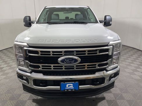 Used 2024 Ford F250 XLT w/ 360-Degree Camera Package AWD/4WD image 3