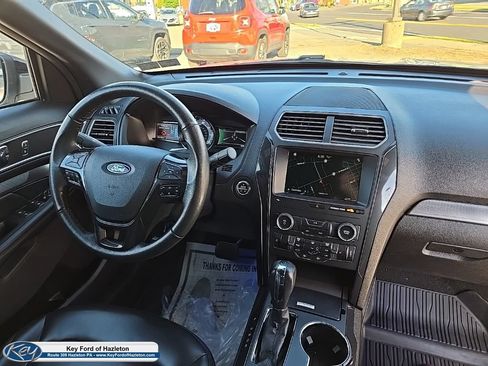 Used 2019 Ford Explorer XLT w/ Equipment Group 202A AWD/4WD image 22