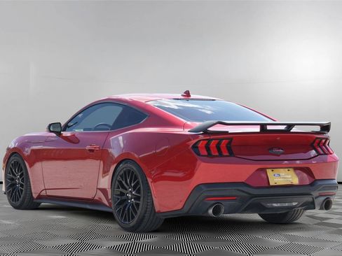 Used 2024 Ford Mustang Coupe RWD image 6