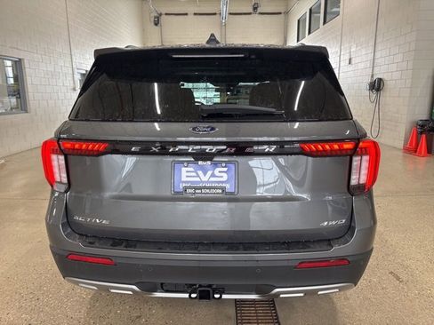 New 2026 Ford Explorer Active w/ Active Comfort Package image 6