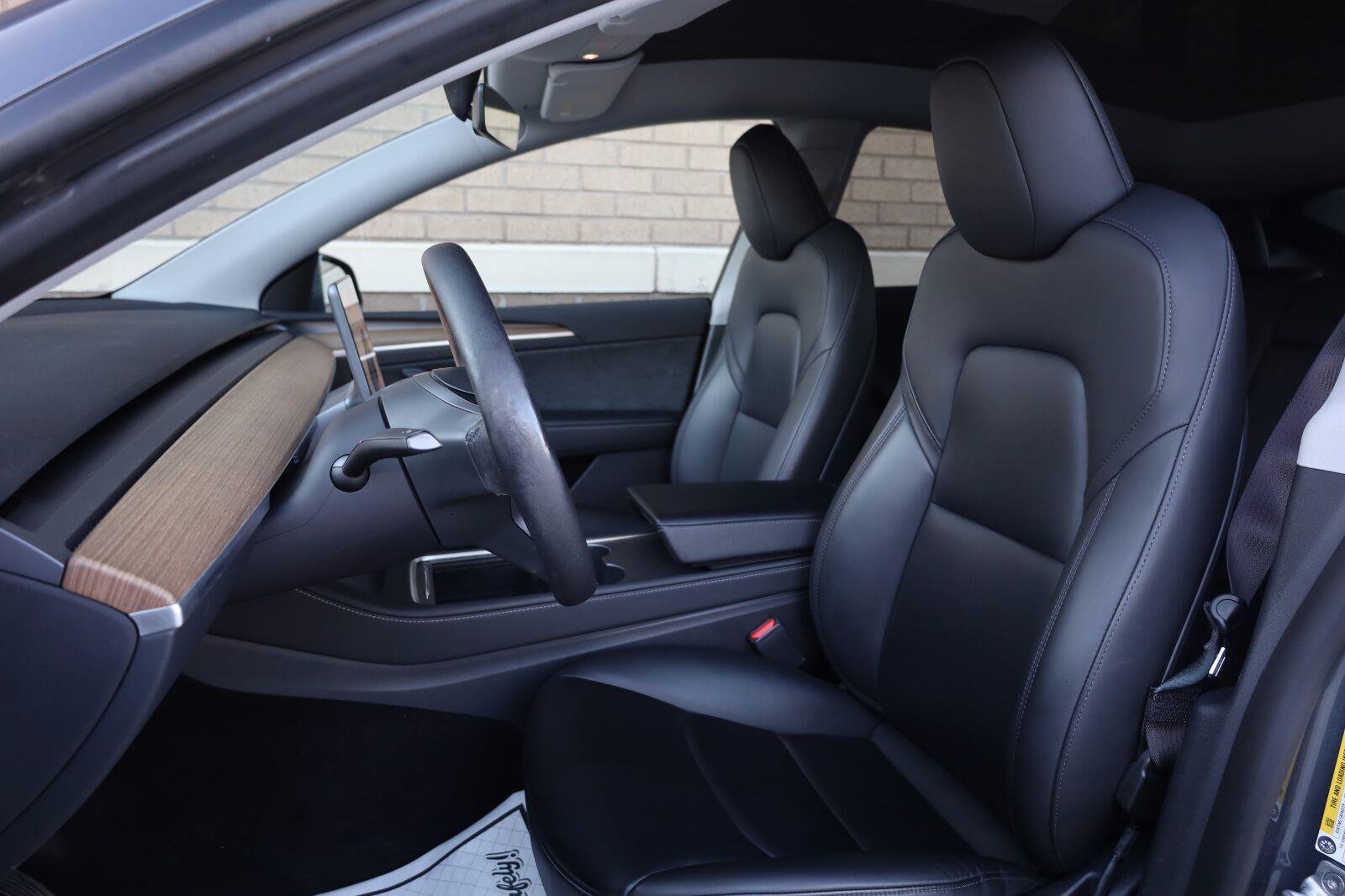Used 2023 Tesla Model Y Long Range AWD/4WD image 18