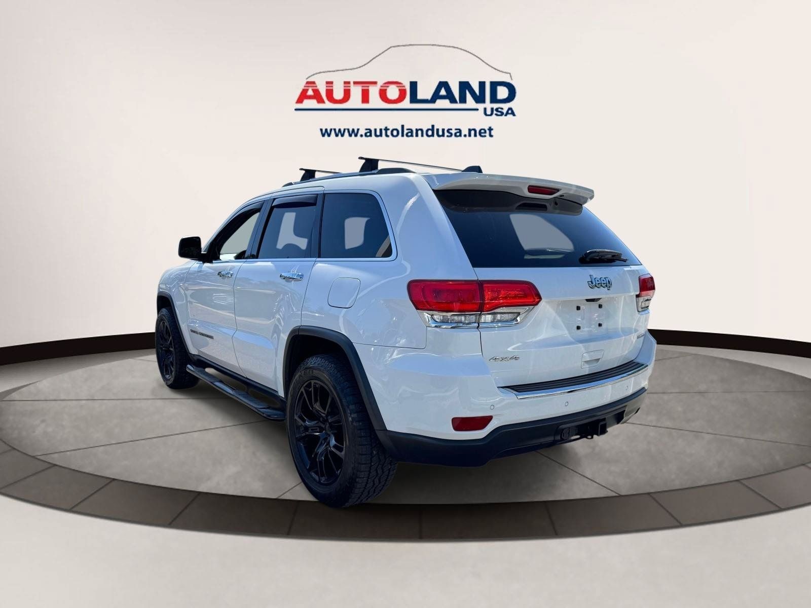 Used 2018 Jeep Grand Cherokee Limited w/ Luxury Group II AWD/4WD image 4