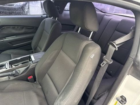 Used 2010 Ford Mustang Coupe image 10