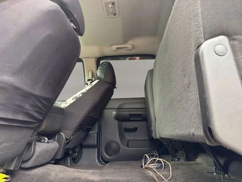 Used 2011 Chevrolet Silverado 1500 LS image 9