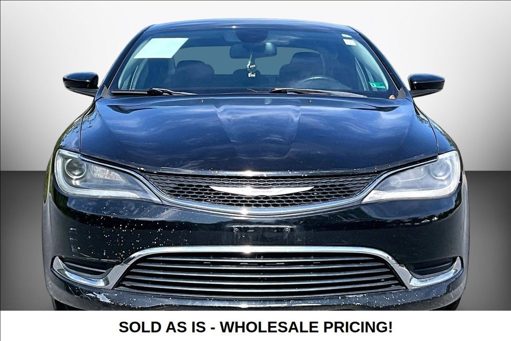 Used 2015 Chrysler 200 Limited FWD image 2