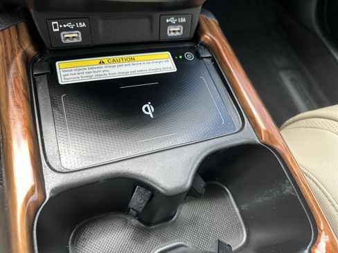 Used 2022 Honda CR-V Touring image 20