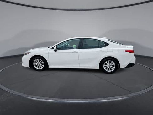 Certified 2025 Toyota Camry LE FWD image 5