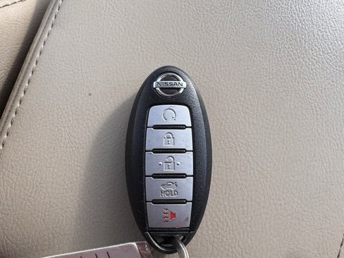 Used 2014 Nissan Altima 3.5 SL w/ Technology Package image 33