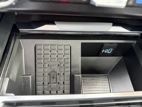 Used 2025 Ford F250 Platinum image 31