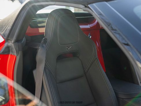 Used 2018 Chevrolet Corvette Stingray Convertible w/ 2LT Preferred Equipment Group image 34