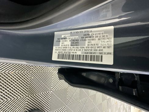 Used 2024 MAZDA CX-5 Carbon Edition image 12