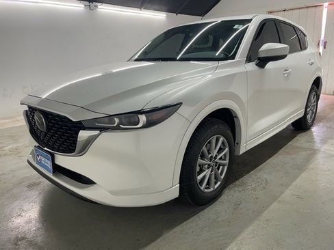 Used 2025 MAZDA CX-5 AWD 2.5 S w/ Preferred Package image 3