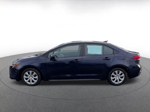 Used 2025 Toyota Corolla LE image 9