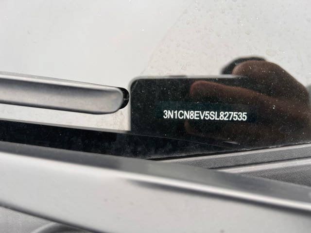 Used 2025 Nissan Versa SV FWD image 5