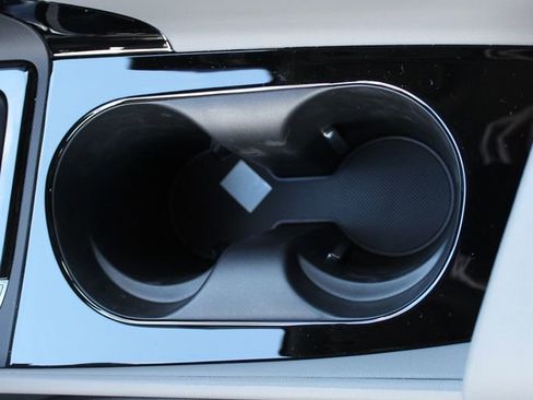 New 2025 Hyundai Elantra SEL image 17