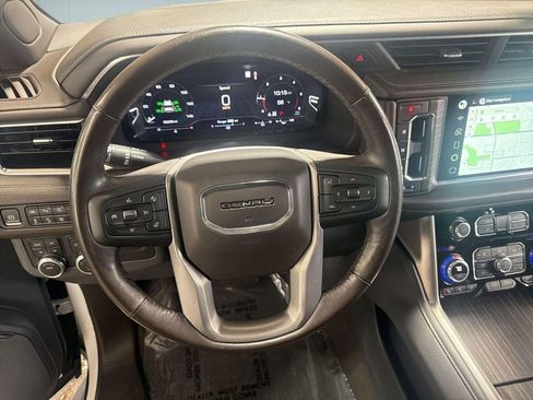 Used 2022 GMC Yukon Denali AWD/4WD image 19