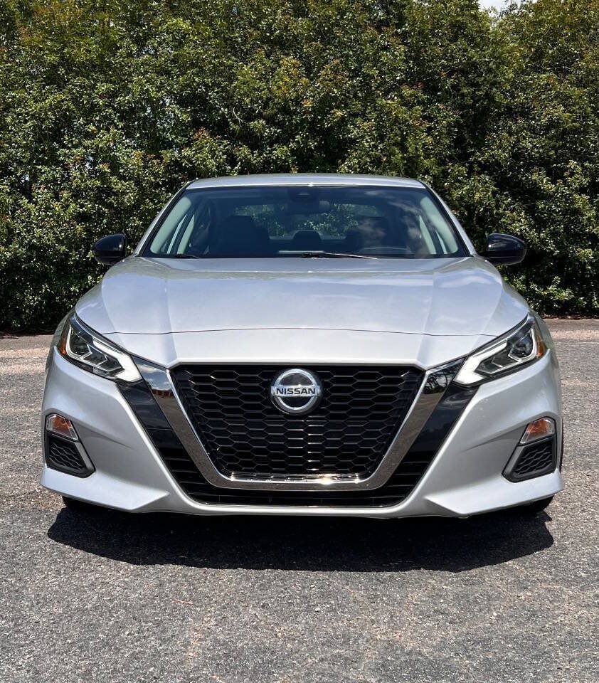 Used 2021 Nissan Altima 2.5 SR FWD image 11