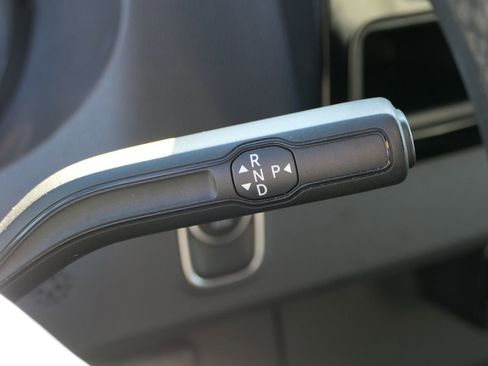 Used 2023 Mercedes-Benz Sprinter 2500 image 17