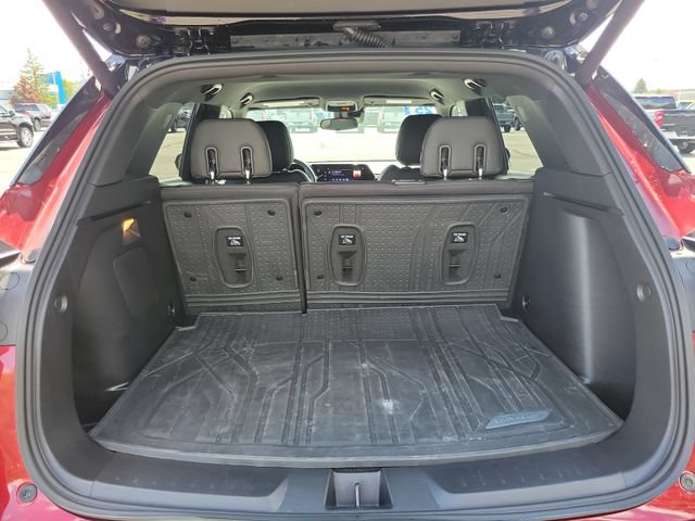 Used 2025 Chevrolet TrailBlazer RS w/ Convenience Package AWD/4WD image 28
