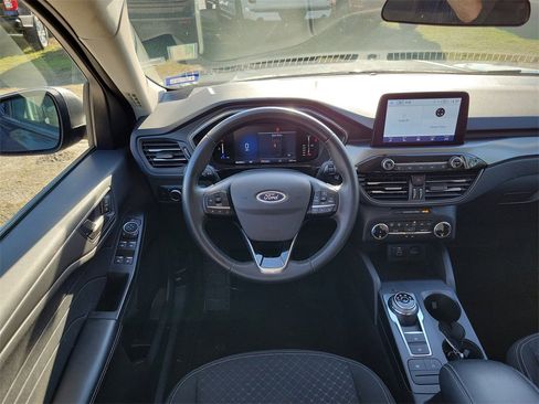 Used 2024 Ford Escape Active image 27