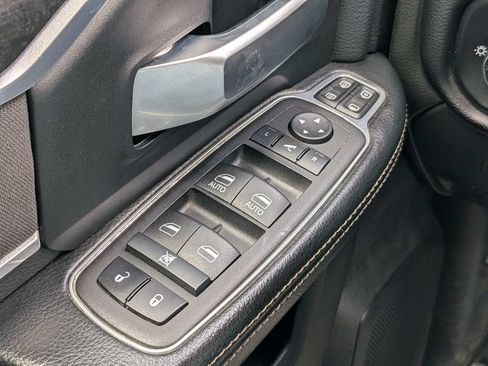 Used 2024 RAM 2500 Big Horn AWD/4WD image 26
