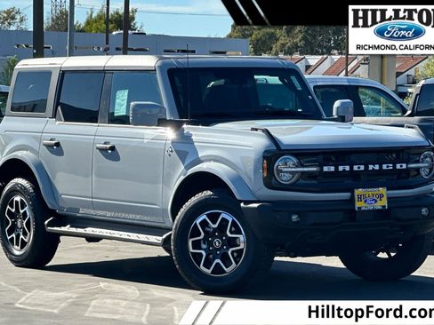 New 2026 Ford Bronco Outer Banks image 1