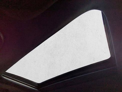 Used 2021 Jeep Grand Cherokee Limited w/ Trailer Tow Group IV image 16