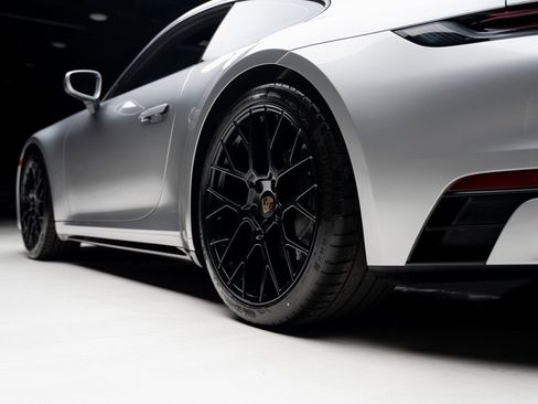 Used 2024 Porsche 911 Carrera image 71