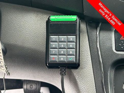 Used 2020 Nissan NV200 SV w/ Sliding Glass Door Package image 24