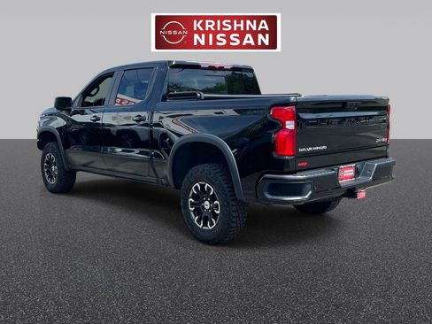 Used 2024 Chevrolet Silverado 1500 ZR2 AWD/4WD image 5