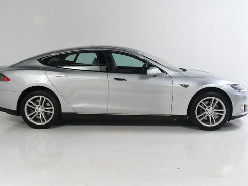 Used 2013 Tesla Model S image 4