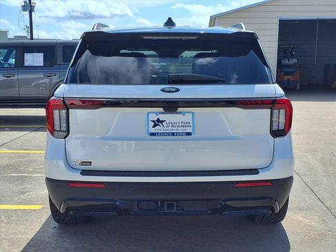 New 2026 Ford Explorer ST-Line w/ ST-Line Street Pack RWD image 5