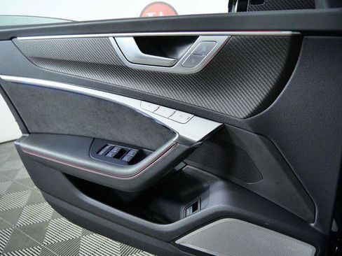 Used 2024 Audi RS 7 Performance AWD/4WD image 28