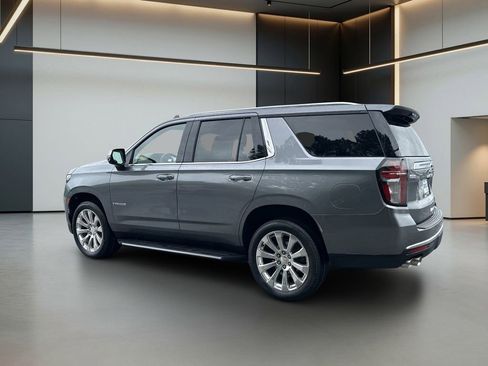 Used 2021 Chevrolet Tahoe Premier w/ Premium Package RWD image 3