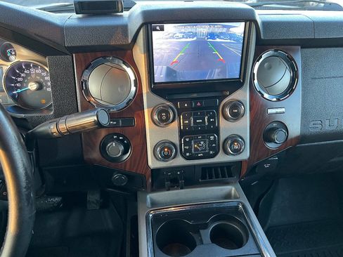 Used 2014 Ford F350 Lariat w/ Lariat Interior Package image 34