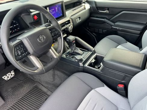 Certified 2025 Toyota Tacoma TRD Sport image 11