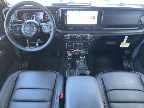 New 2026 Jeep Wrangler Unlimited Rubicon AWD/4WD image 20