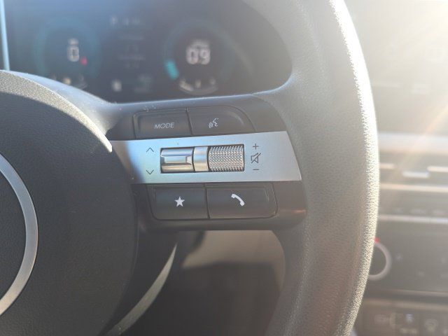 Used 2025 Hyundai Tucson SEL FWD image 19