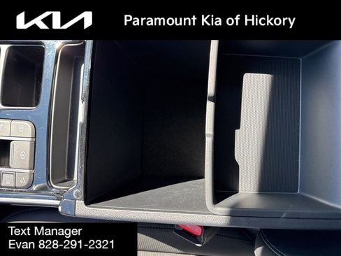 Used 2025 Kia Sorento SX FWD image 29