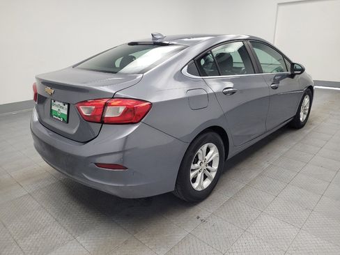 Used 2019 Chevrolet Cruze LT w/ Convenience Package image 9