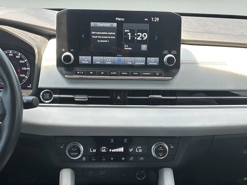 Used 2023 Mitsubishi Outlander SEL FWD image 19