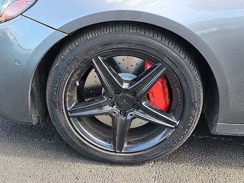 Certified 2017 Mercedes-Benz E 300 4MATIC image 13
