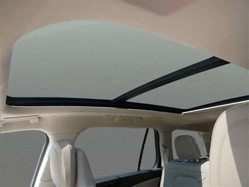 Used 2023 Lincoln Aviator Reserve w/ Equipment Group 201A image 29