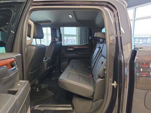 Used 2022 GMC Sierra 1500 Denali w/ Technology Package AWD/4WD image 32