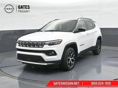 Used 2024 Jeep Compass Limited image 6