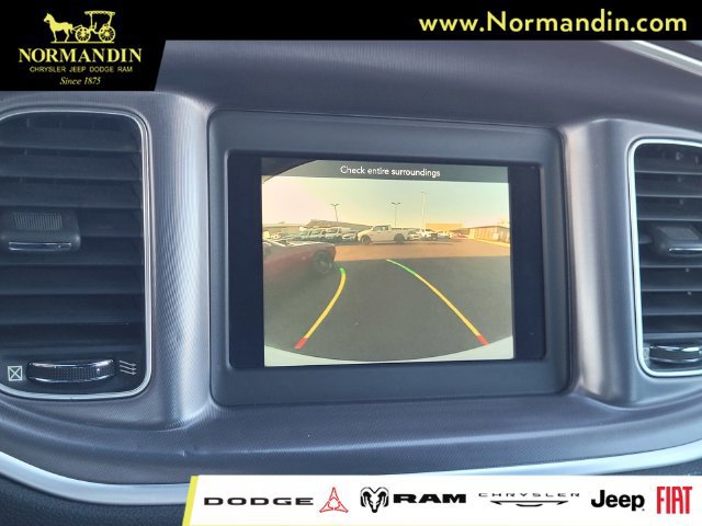 Used 2019 Dodge Charger SXT RWD image 10