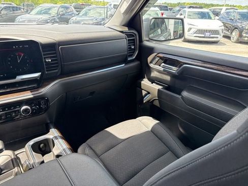 Used 2024 GMC Sierra 1500 Elevation AWD/4WD image 27