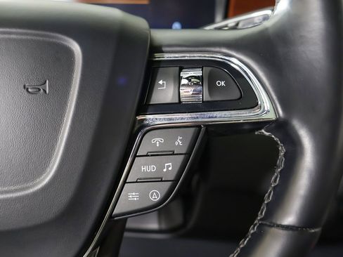 Used 2022 Lincoln Navigator Reserve image 53